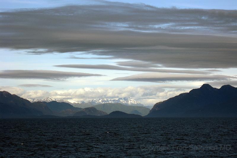 20071218_192052 Canon 4000x2667.jpg - Departing Puerto Chacabacu, Chile